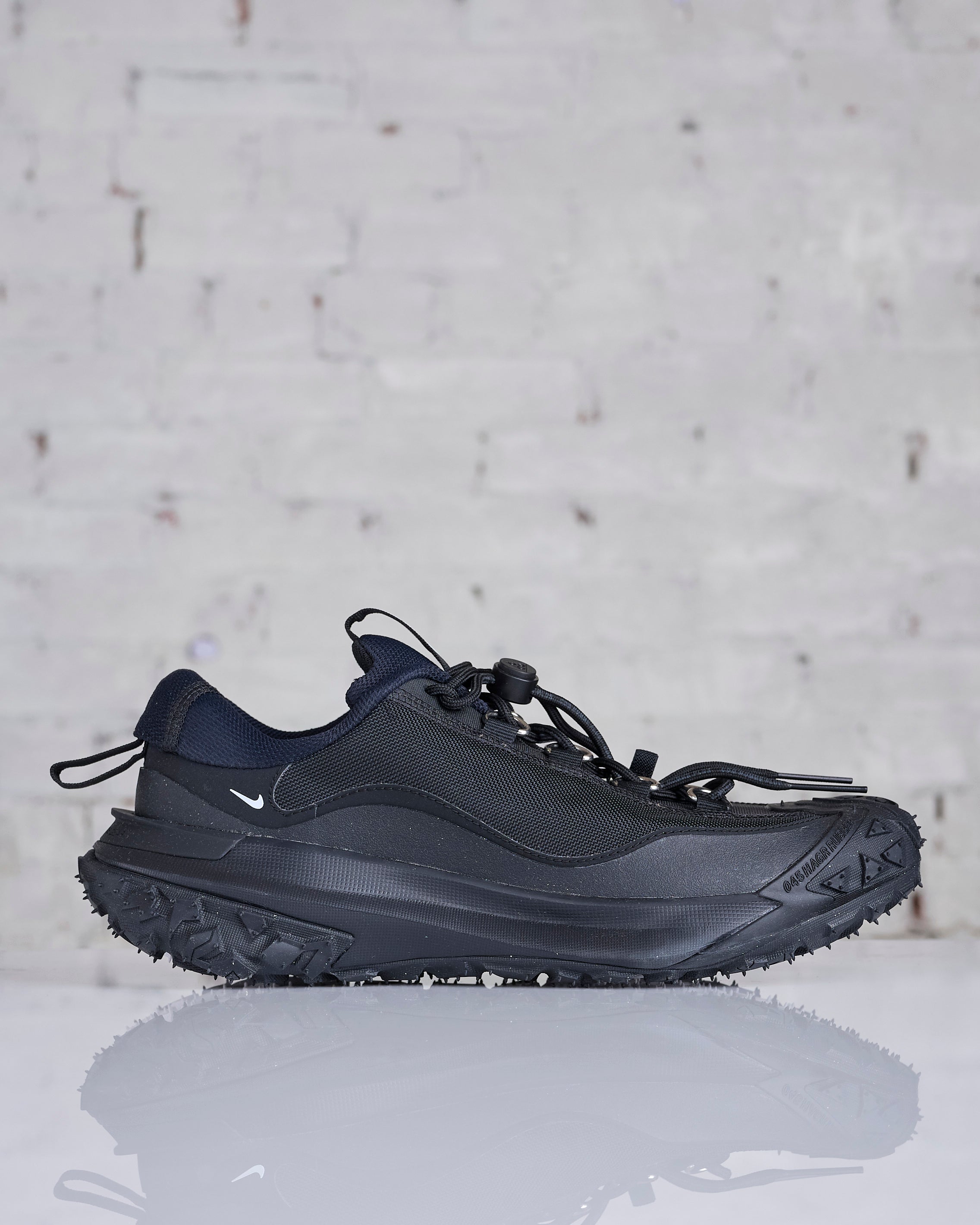 COMME des GARÇONS HOMME Plus x Nike ACG Mountain Fly 2 Low Black 