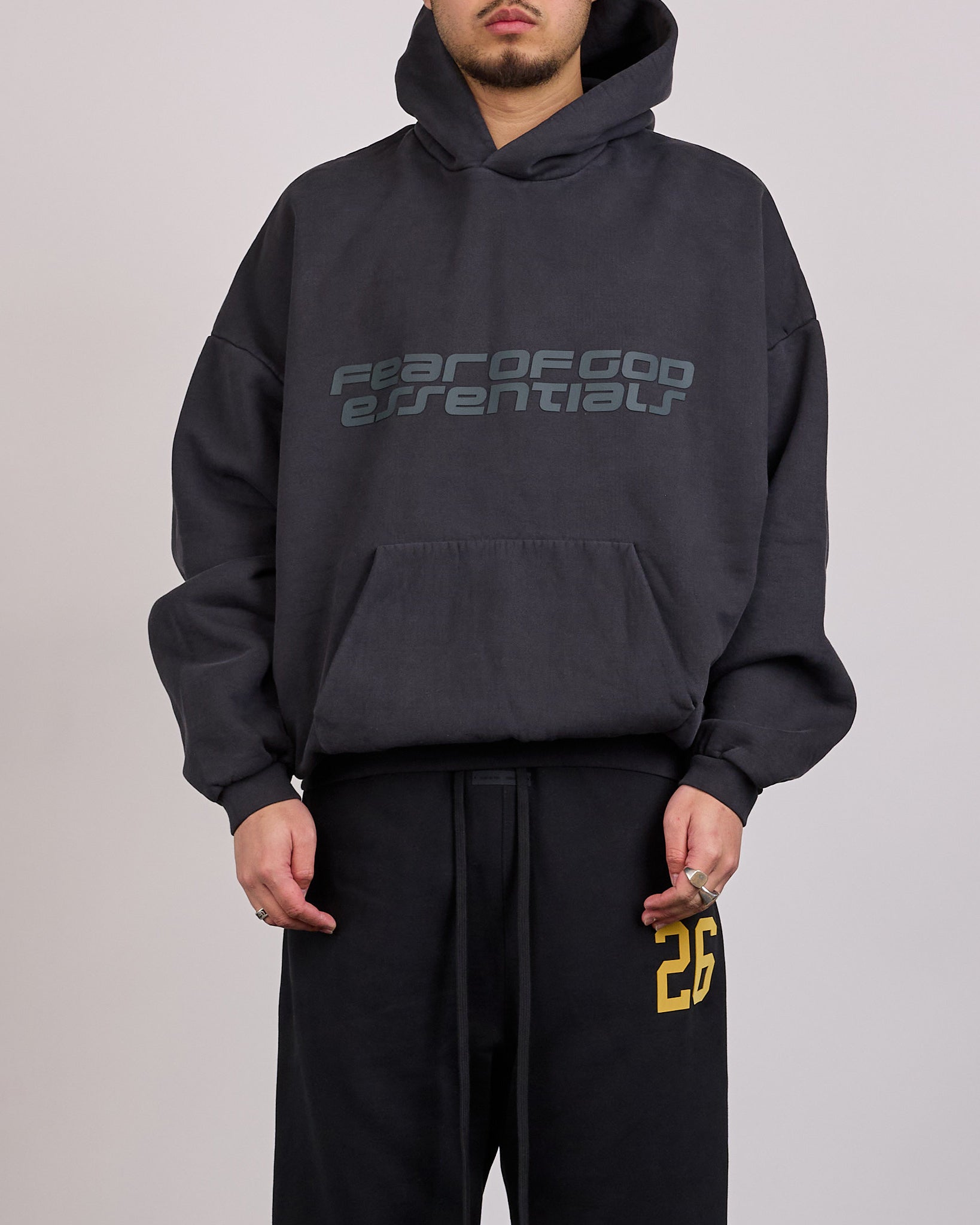Fear of God Essentials 26 90's Hoodie Vintage Black – LESS 17