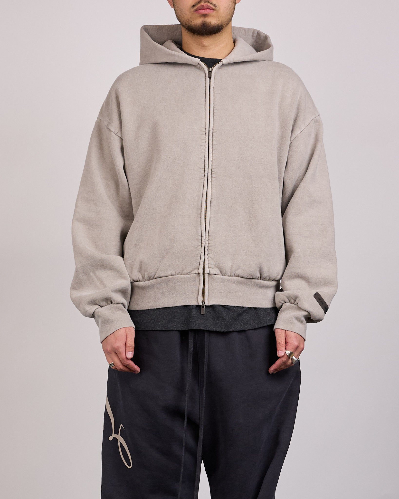 Fear of God Essentials Classic Zip Hoodie Smoke Grey – LESS 17
