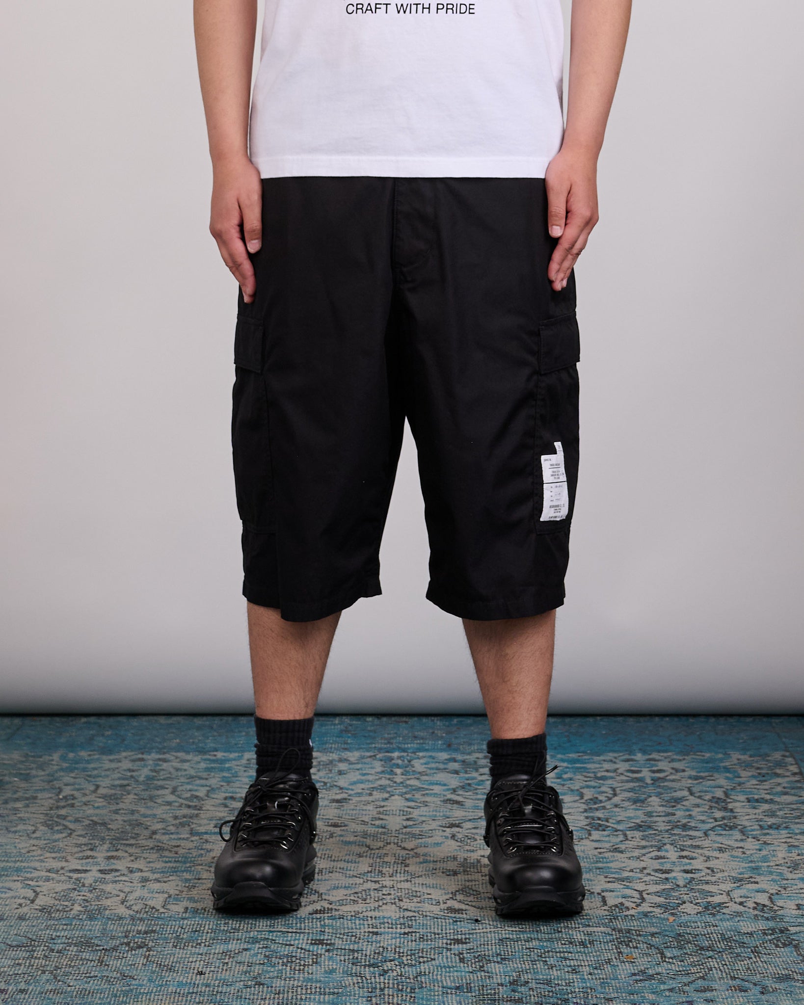 Neighborhood Wide Cargo Shorts 261 Black – LESS 17