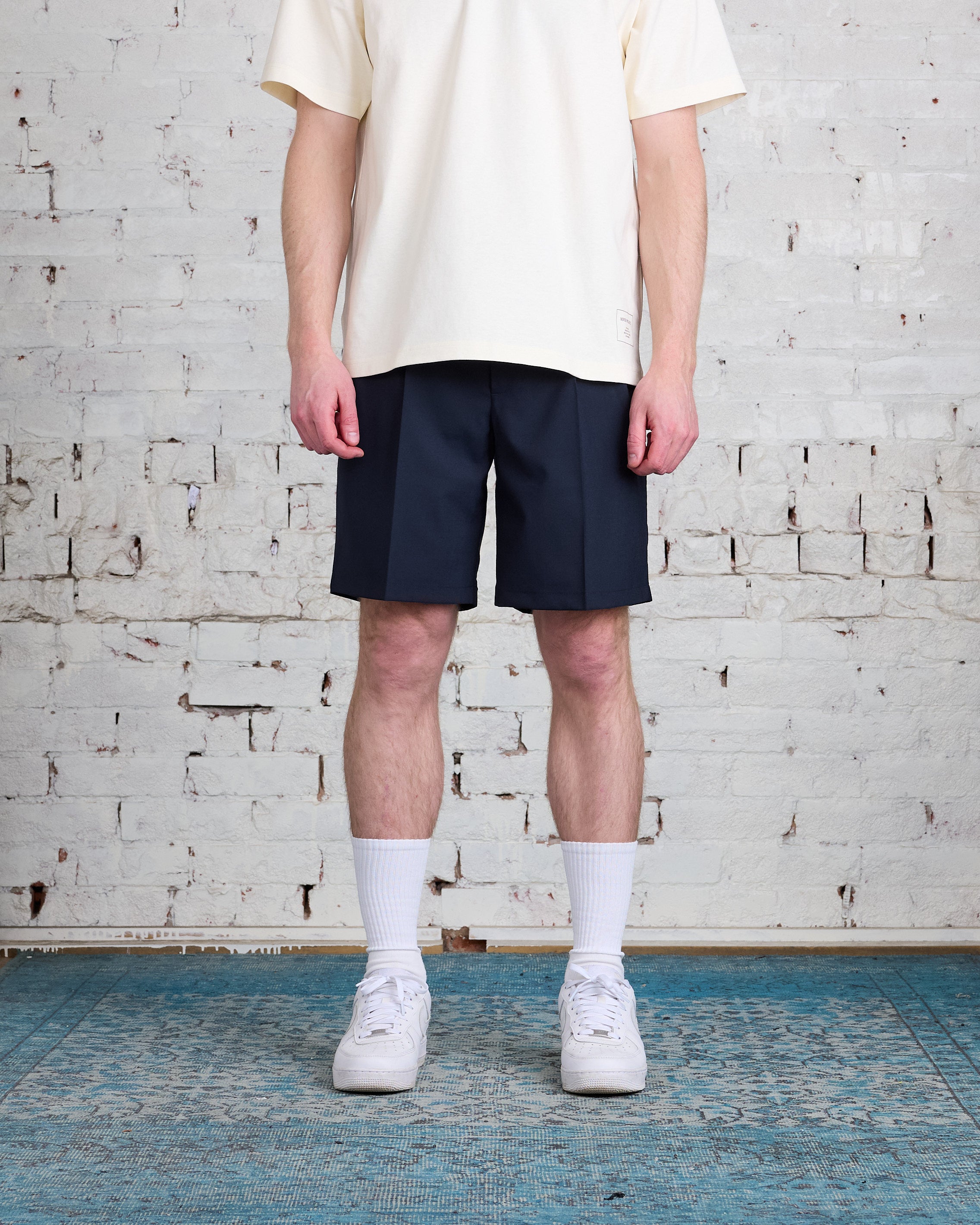 Norse Projects Benn Light Wool Pleated Short Dark Navy – LESS 17