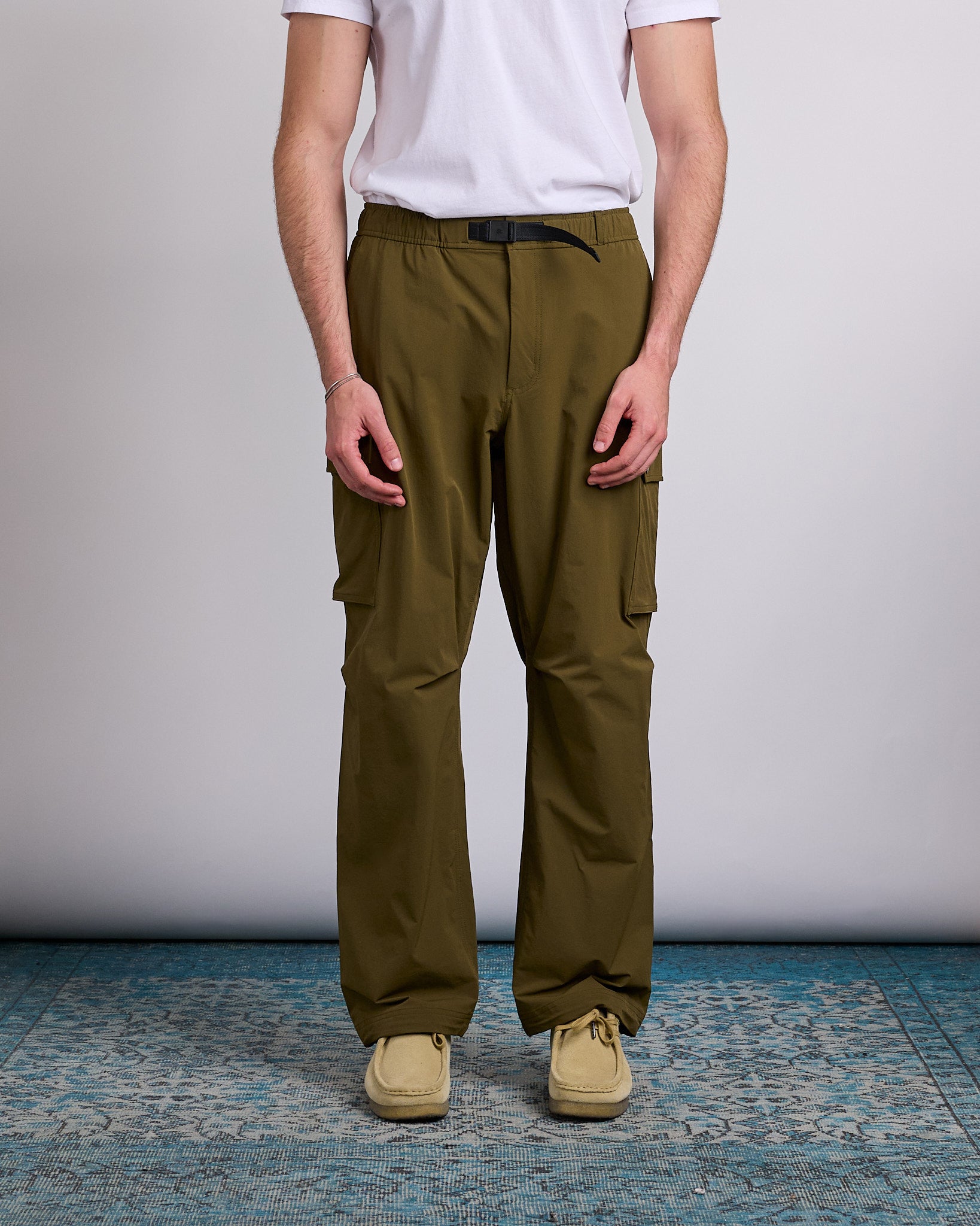 Reigning Champ Nylon Oxford Rover Cargo Pant Olive – LESS 17