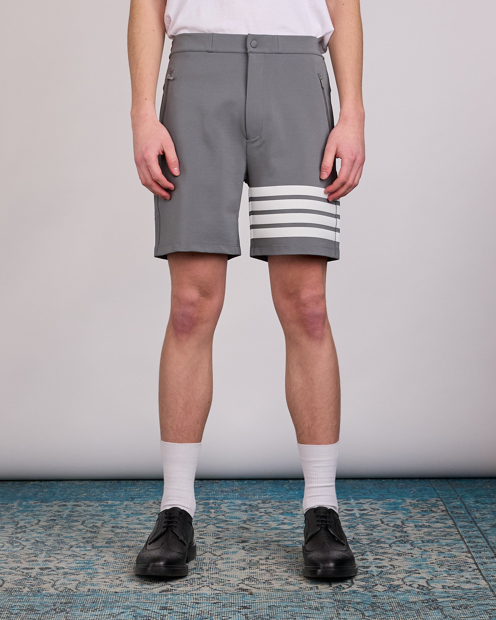 Thom Browne Mid-Thigh 3M 4-Bar Tech Short Med Grey – LESS 17