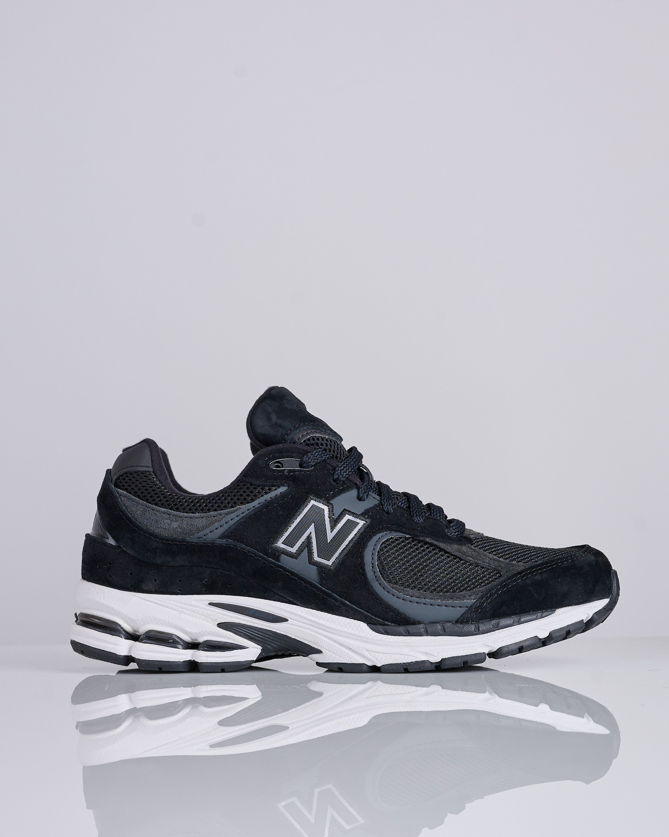 靴 New Balance 2002R \"Black Gunl\" New Balance 2002R Black Gunmetal Men's - M2002RBK - US