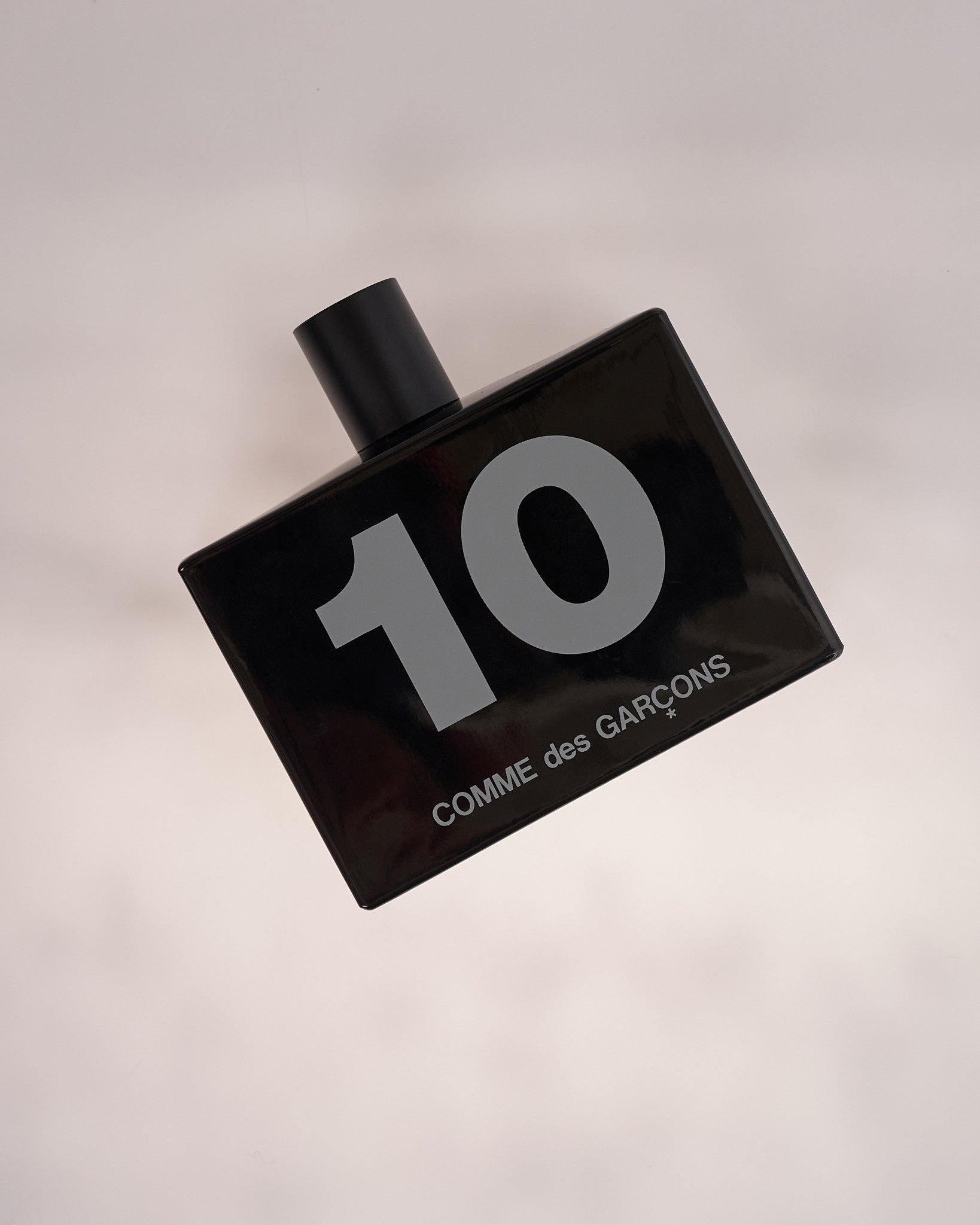 Comme des Garçons Parfum ODEUR 10 200ml Spray – LESS 17