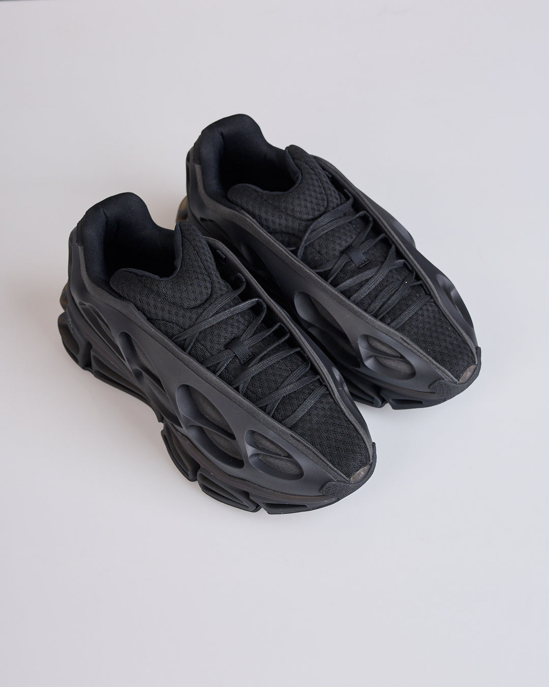 Adidas Willy Chavarria Mega Willy Low Core Black Black Red