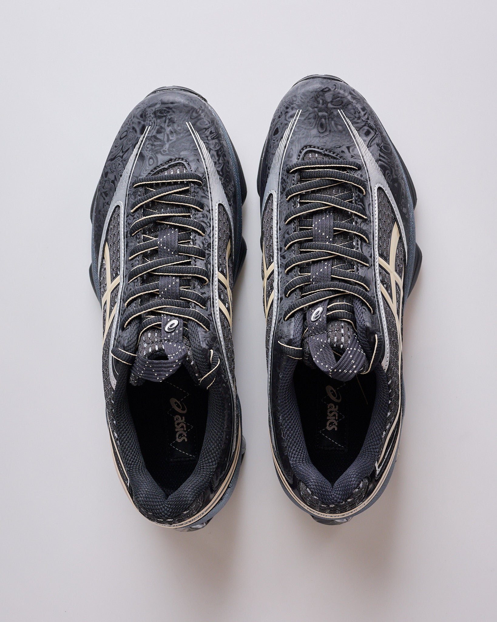 Asics US6-S GEL-KINETIC FLUENT Black Vanilla 1203A748-001 – LESS 17