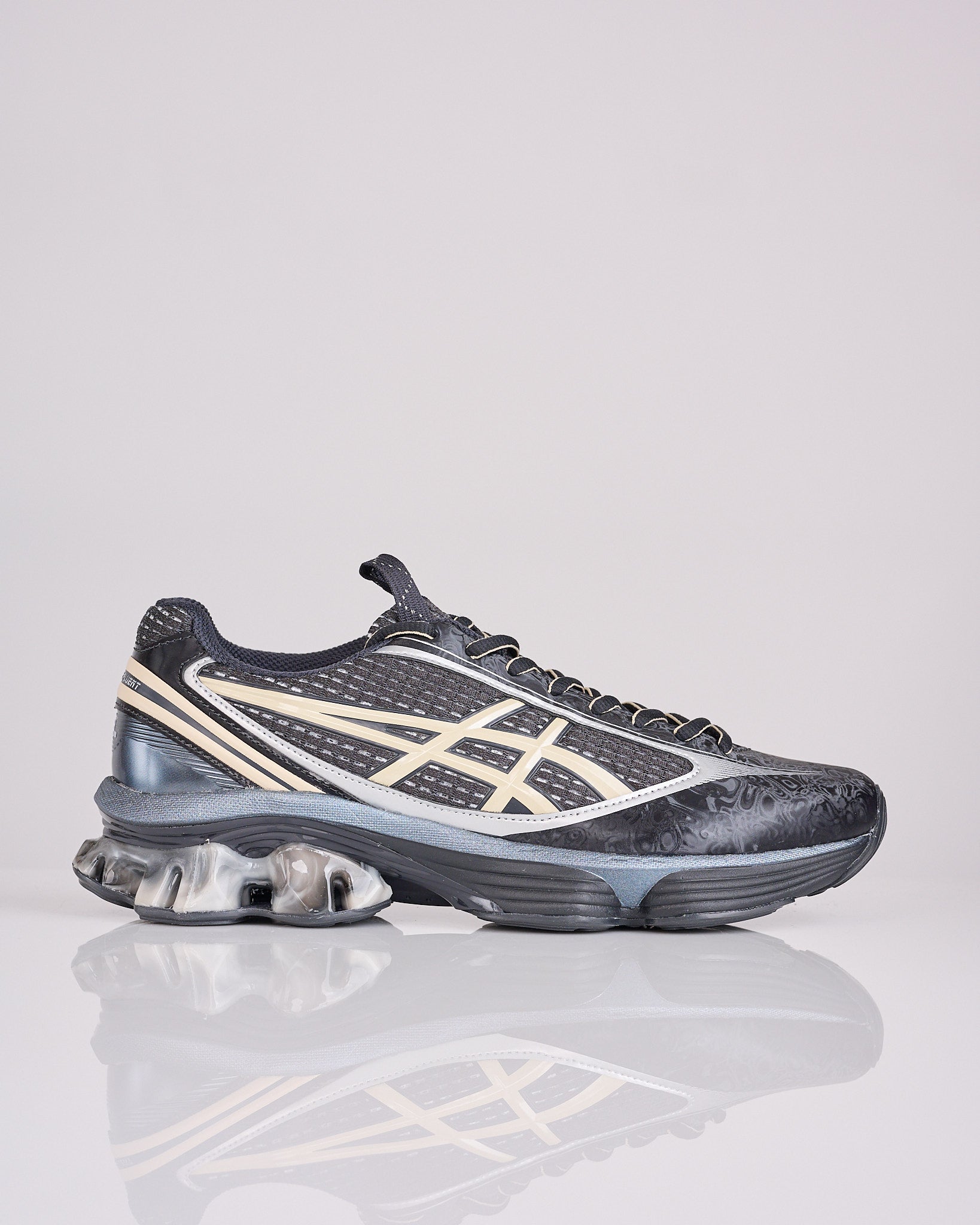Asics US6-S GEL-KINETIC FLUENT Black Vanilla 1203A748-001 – LESS 17