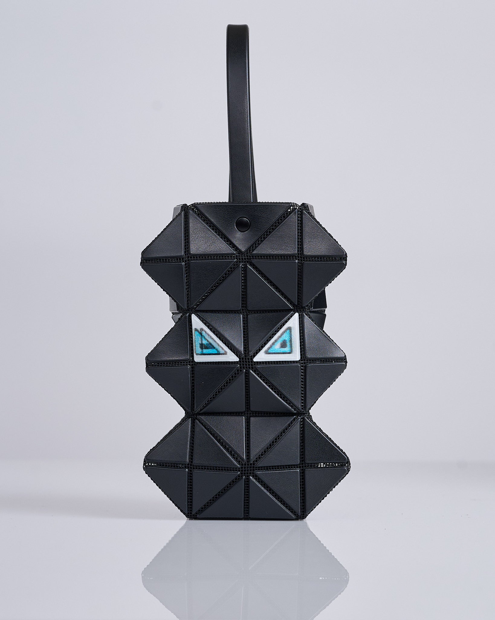 Bao Bao Issey Miyake - マットトートバッグ ミニ BAO BAO ISSEY MIYAKE“4分の1”サイズの限定ミニバッグ、東京・大阪で