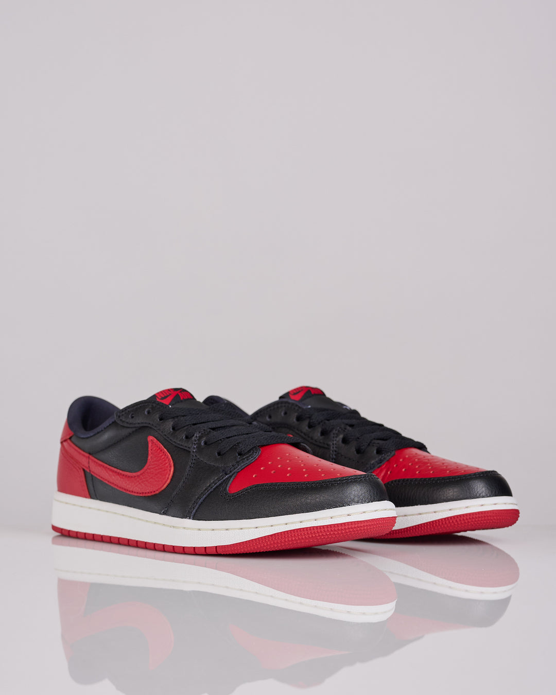 Nike Air Jordan 1 Retro Low OG Black/Black-Varsity Red-Summit White