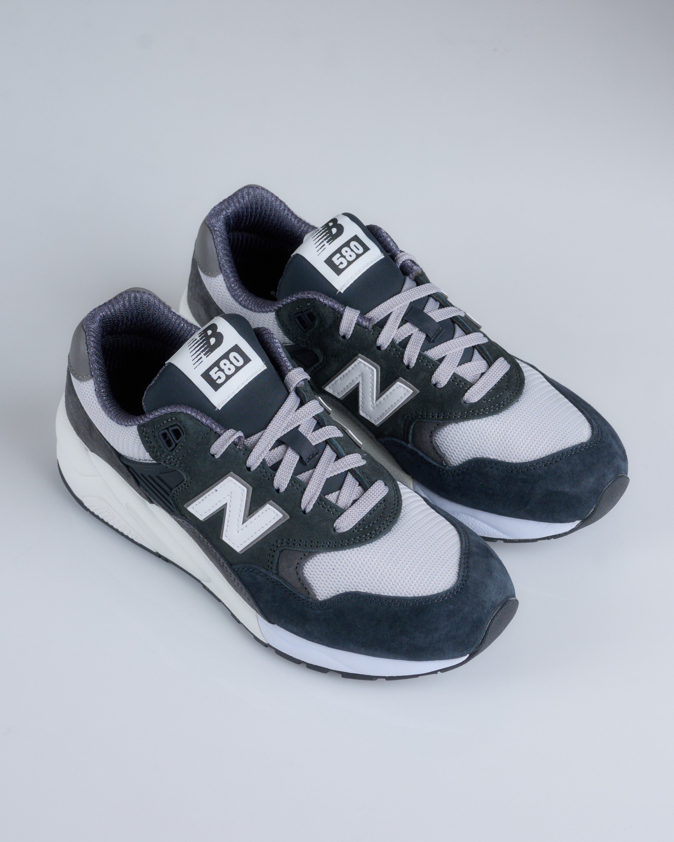 CDG Homme x New Balance MT580 Dark Grey / White – LESS 17