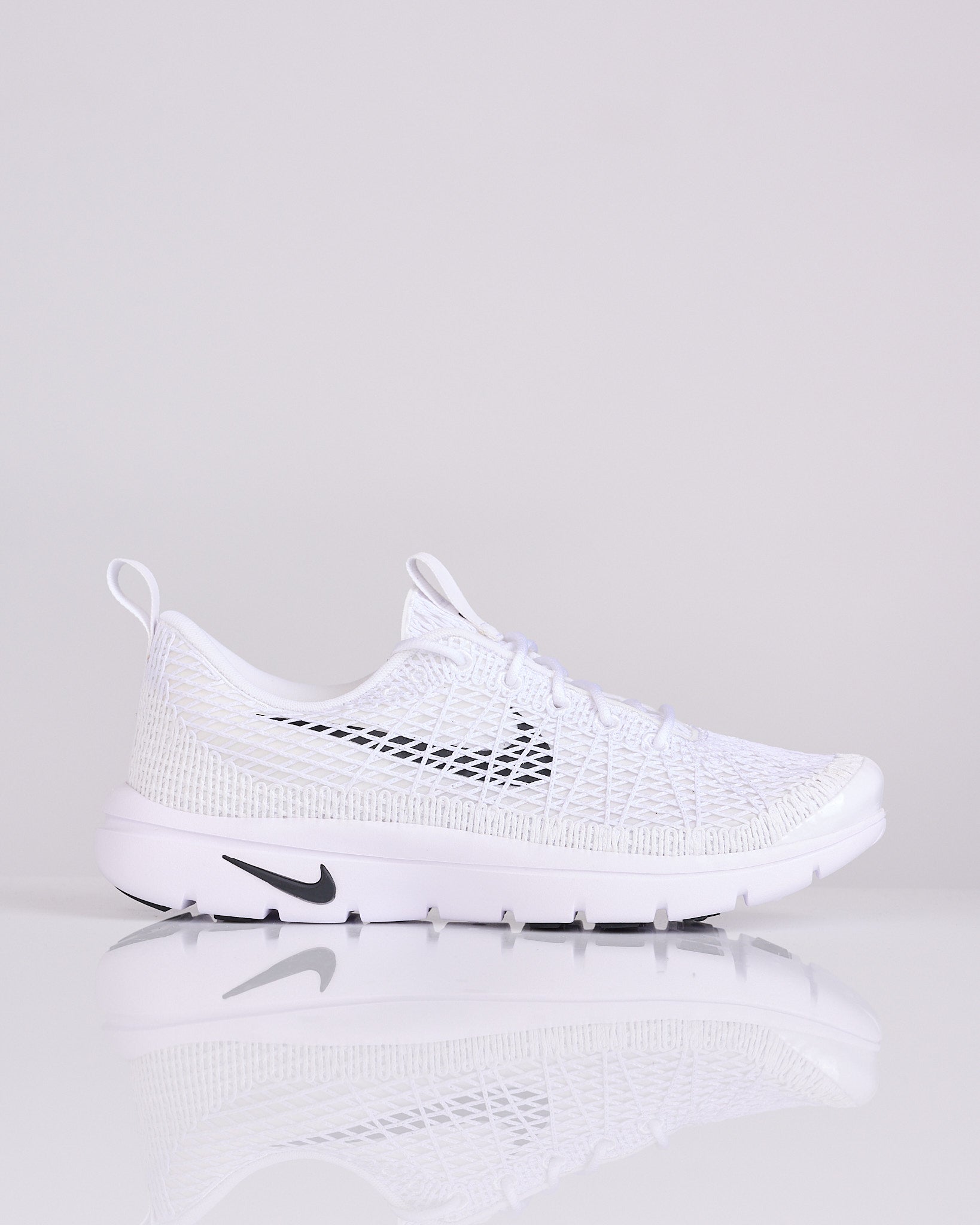 nike mesh shoes white