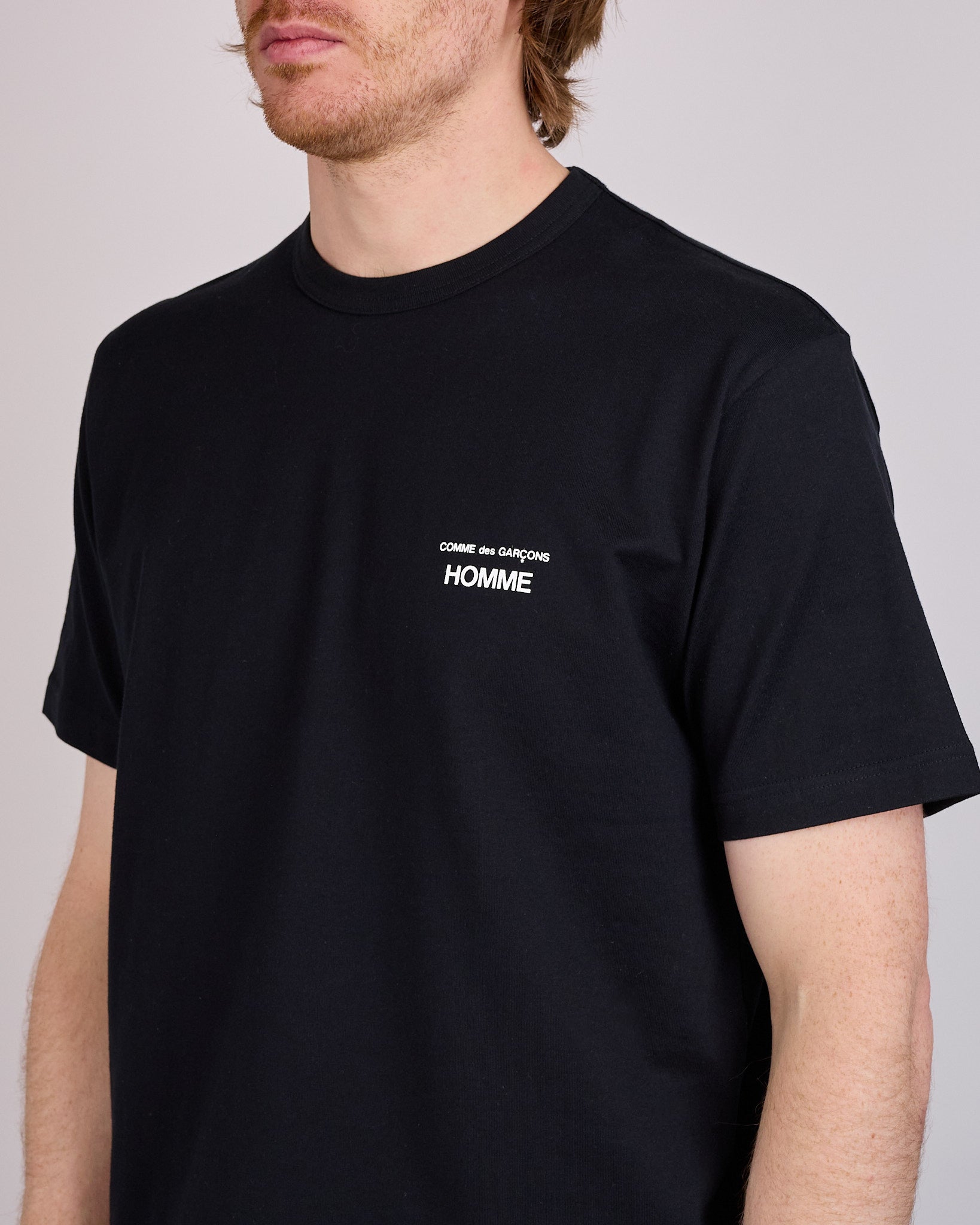 COMME des GARÇONS HOMME Jersey Chest Logo T-Shirt Black – LESS 17