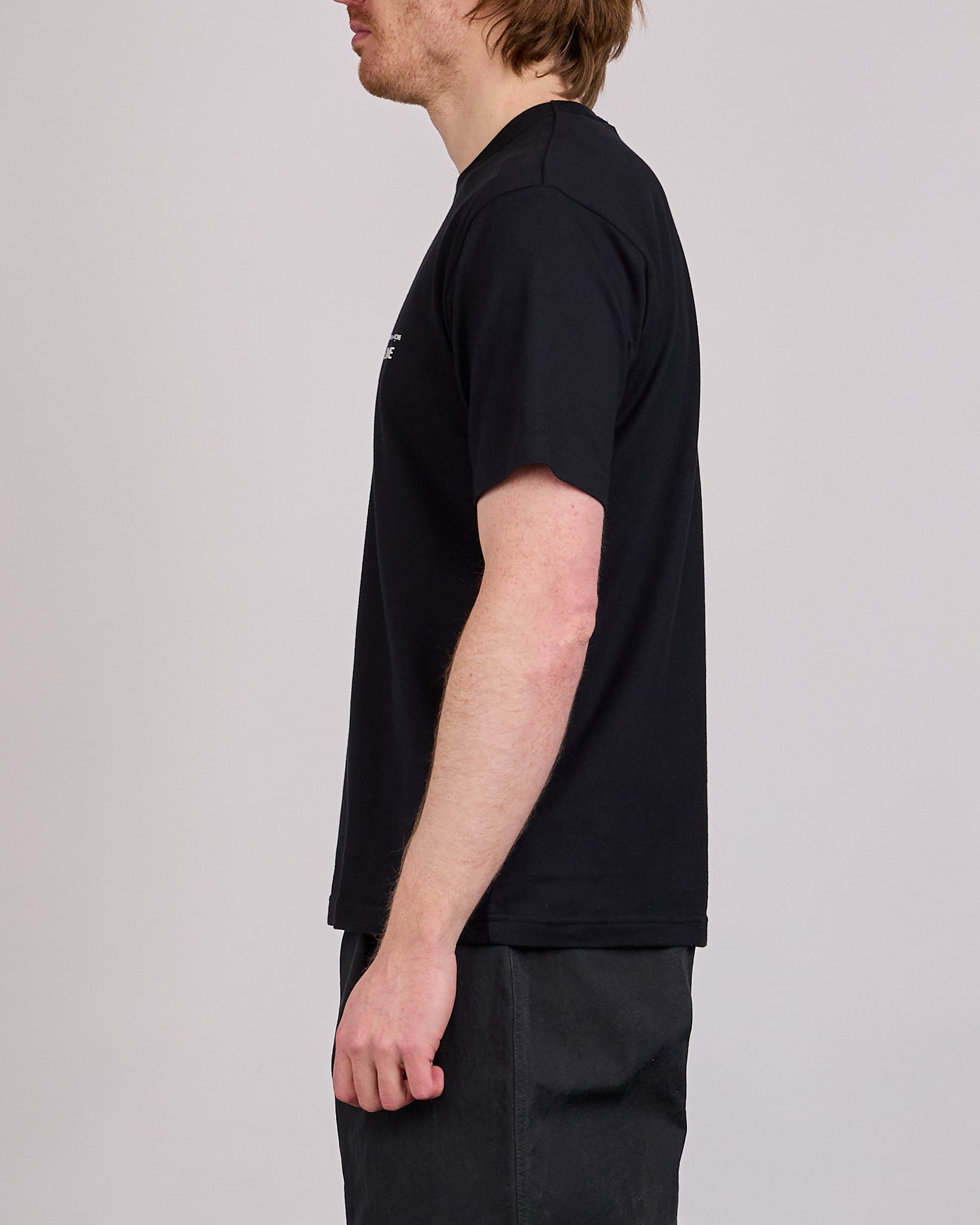 COMME des GARÇONS HOMME Jersey Chest Logo T-Shirt Black – LESS 17