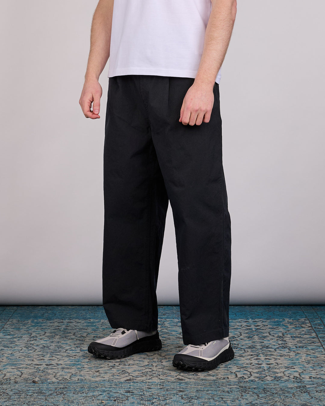 COMME des GARÇONS HOMME Oxford Nylon Pleated Pant Black