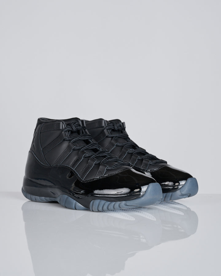 COMME des GARÇONS HOMME Plus Jordan 11 Black Black