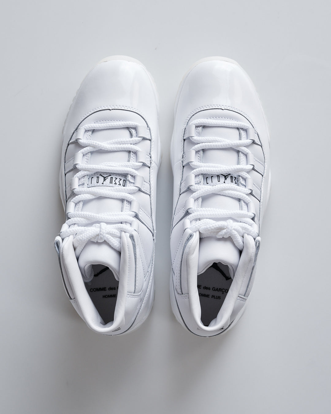 COMME des GARÇONS HOMME Plus Jordan 11 White White