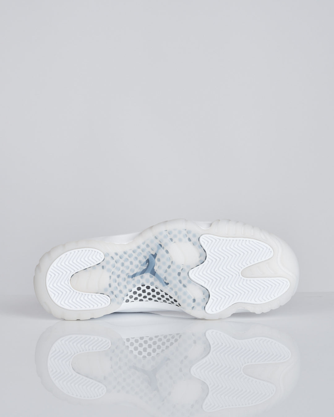 COMME des GARÇONS HOMME Plus Jordan 11 White White