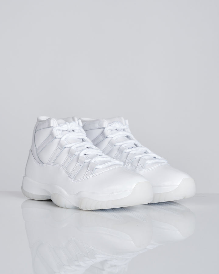 COMME des GARÇONS HOMME Plus Jordan 11 White White