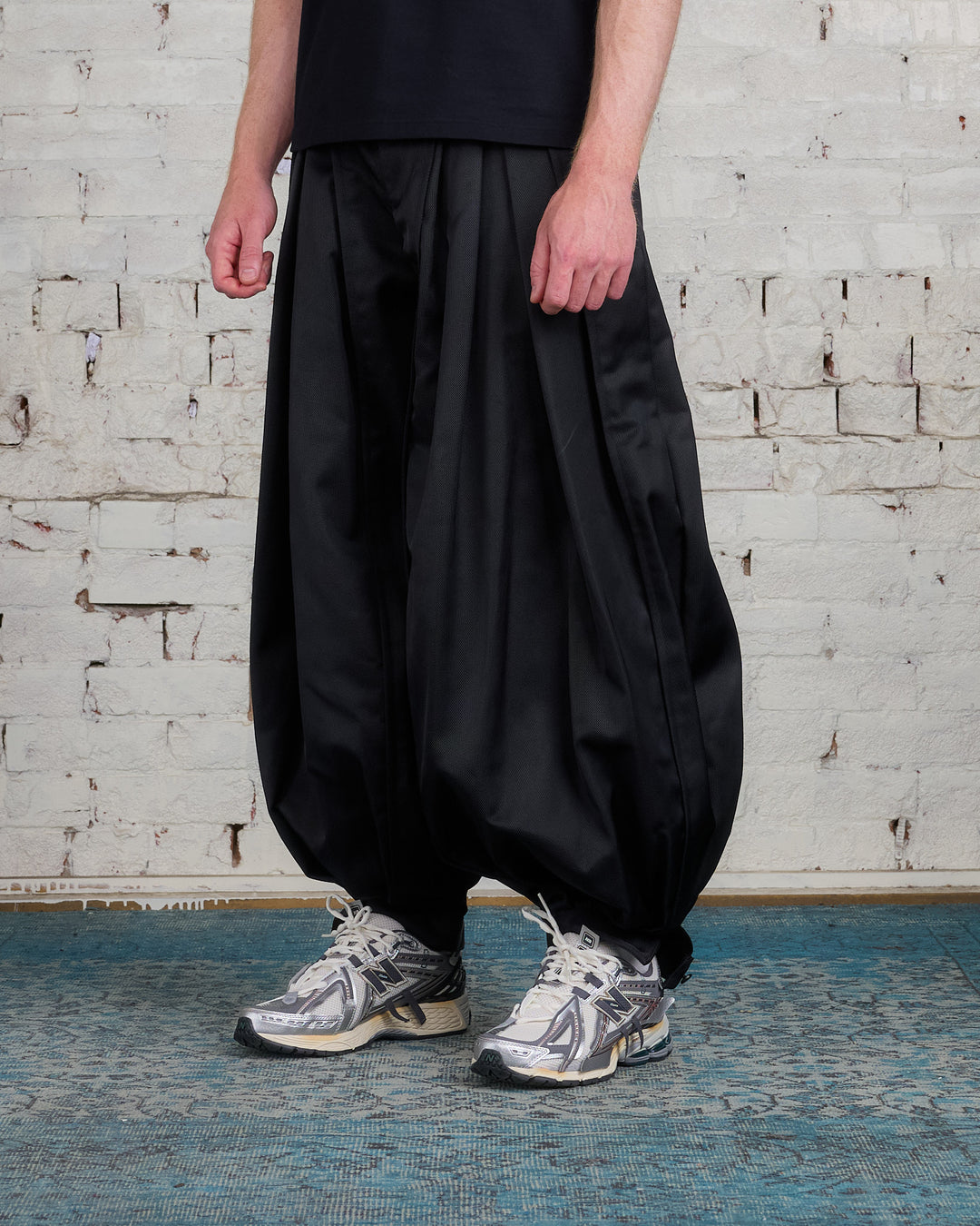 COMME des GARÇONS HOMME Plus Nylon Twill Volume Pant Black