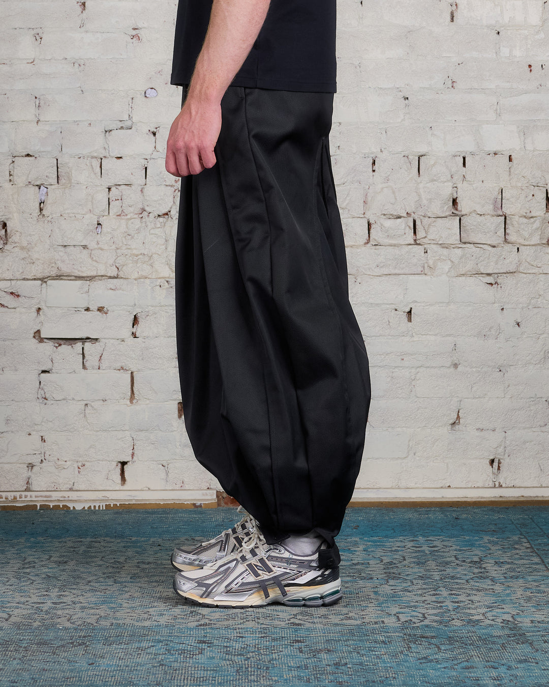 COMME des GARÇONS HOMME Plus Nylon Twill Volume Pant Black