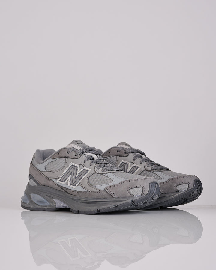 COMME des GARÇONS HOMME x New Balance 2010V Grey