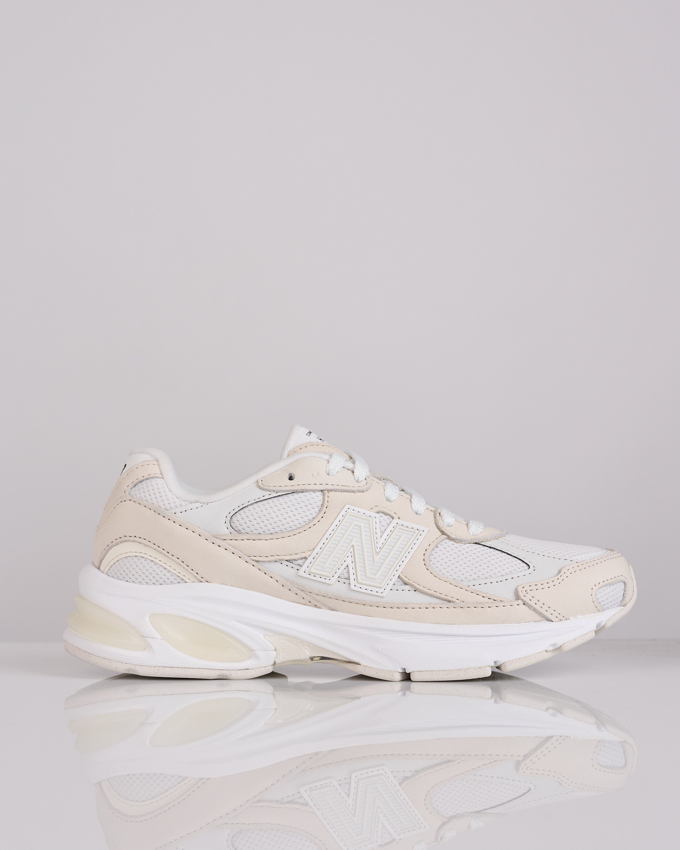 COMME des GARÇONS HOMME x New Balance 2010V White – LESS 17