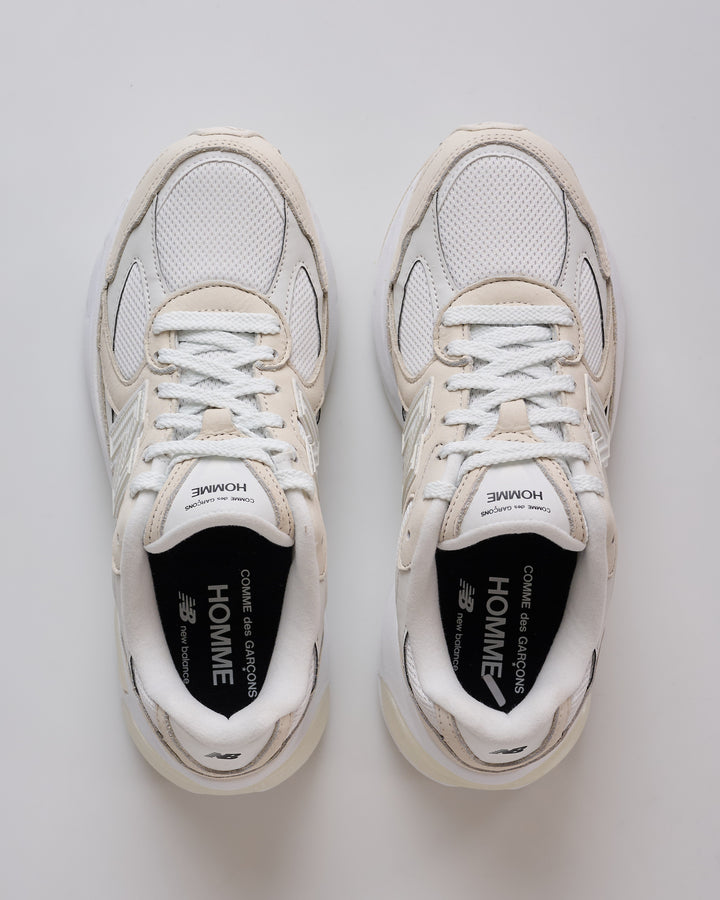 COMME des GARÇONS HOMME x New Balance 2010V White