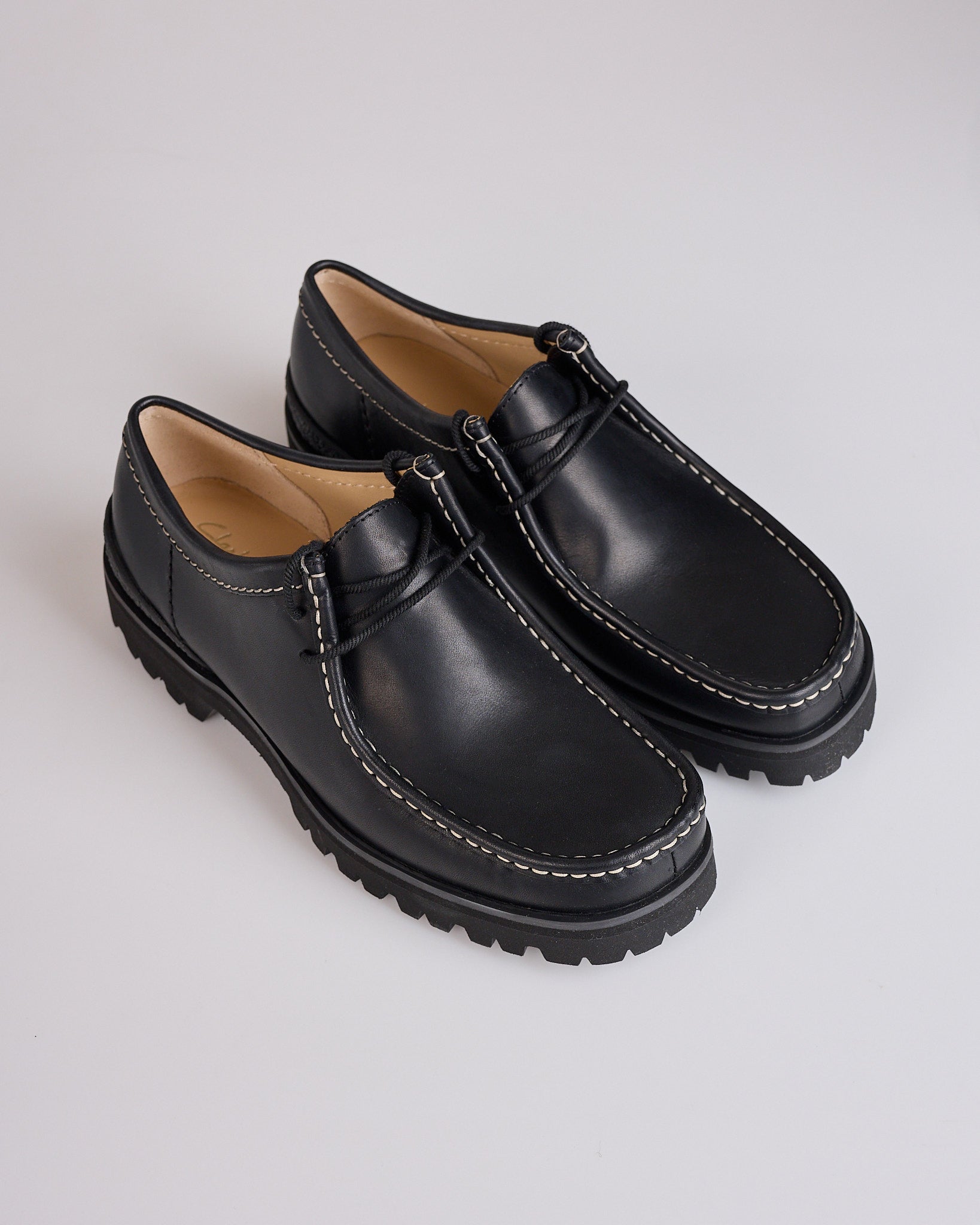 Clarks Originals Walla Yukoner Black Leather – LESS 17