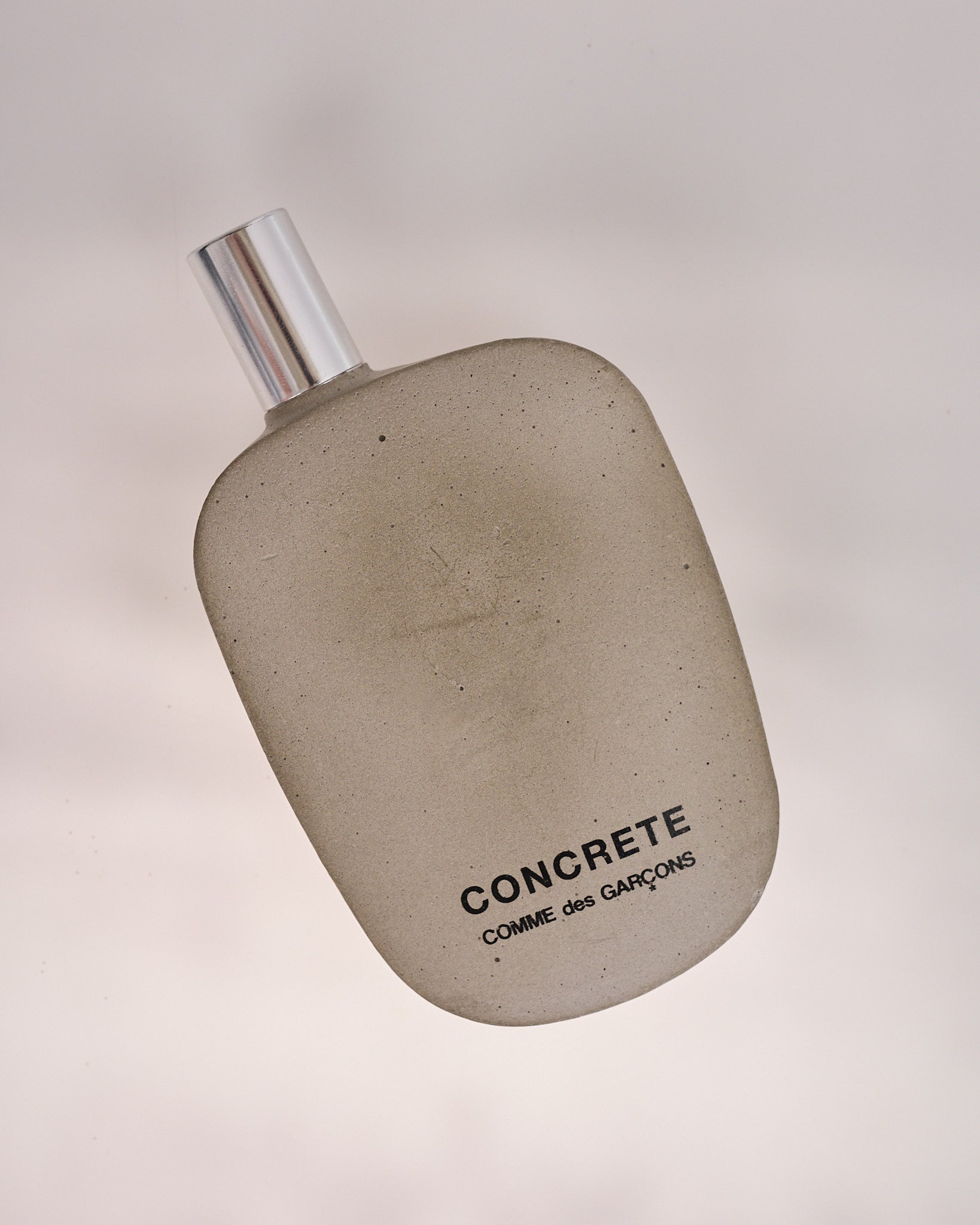 Comme des Garçons Parfum Concrete Eau de Parfum 80mL – LESS 17