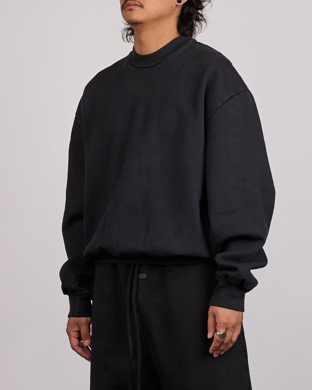 Fear of God 9th Classic Fit Half Raglan Crewneck Black