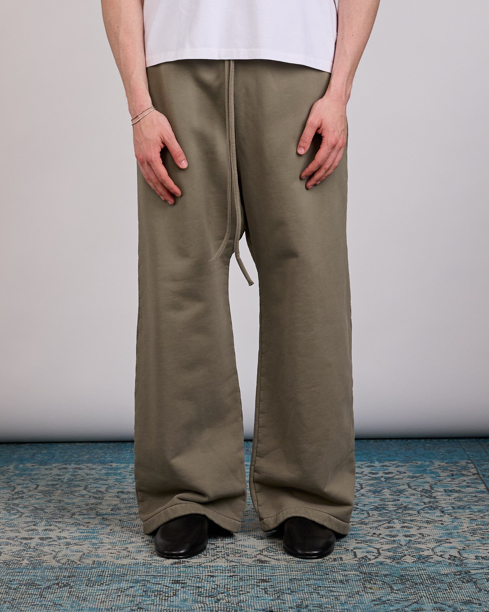 Fear of God – LESS 17