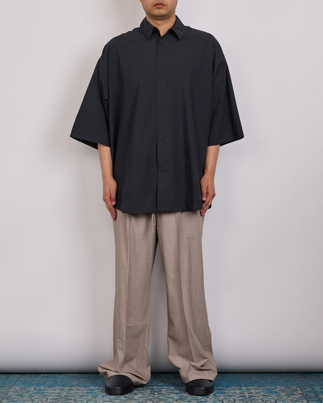Fear of God Essentials 3/4 Sleeve Silk Blend Button Shirt Vintage Black
