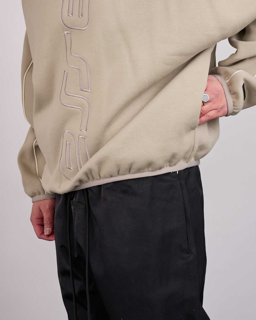 Fear of God Essentials Active Trace Crewneck Seal