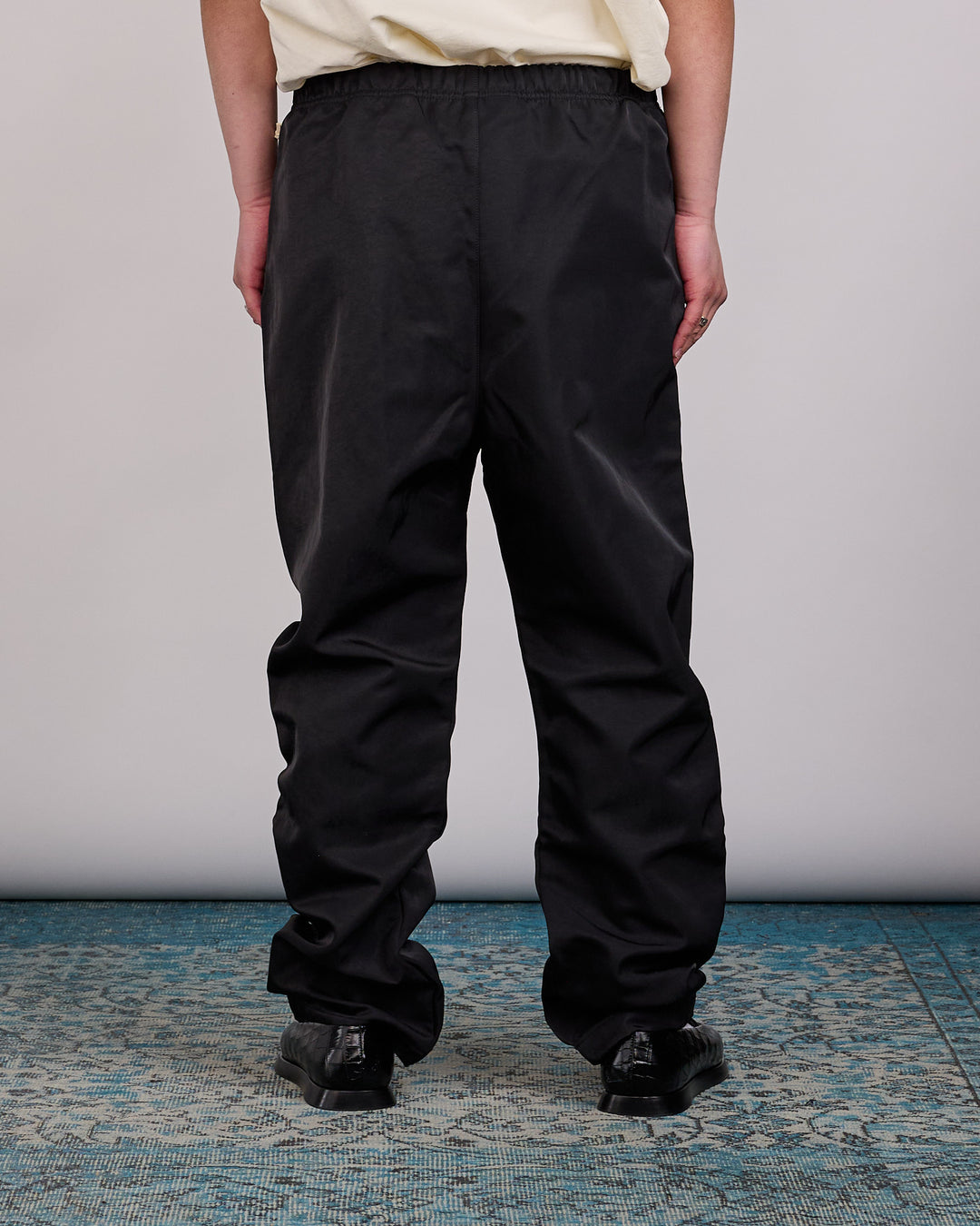 Fear of God Essentials Active Trace Sweatpant Vintage Black