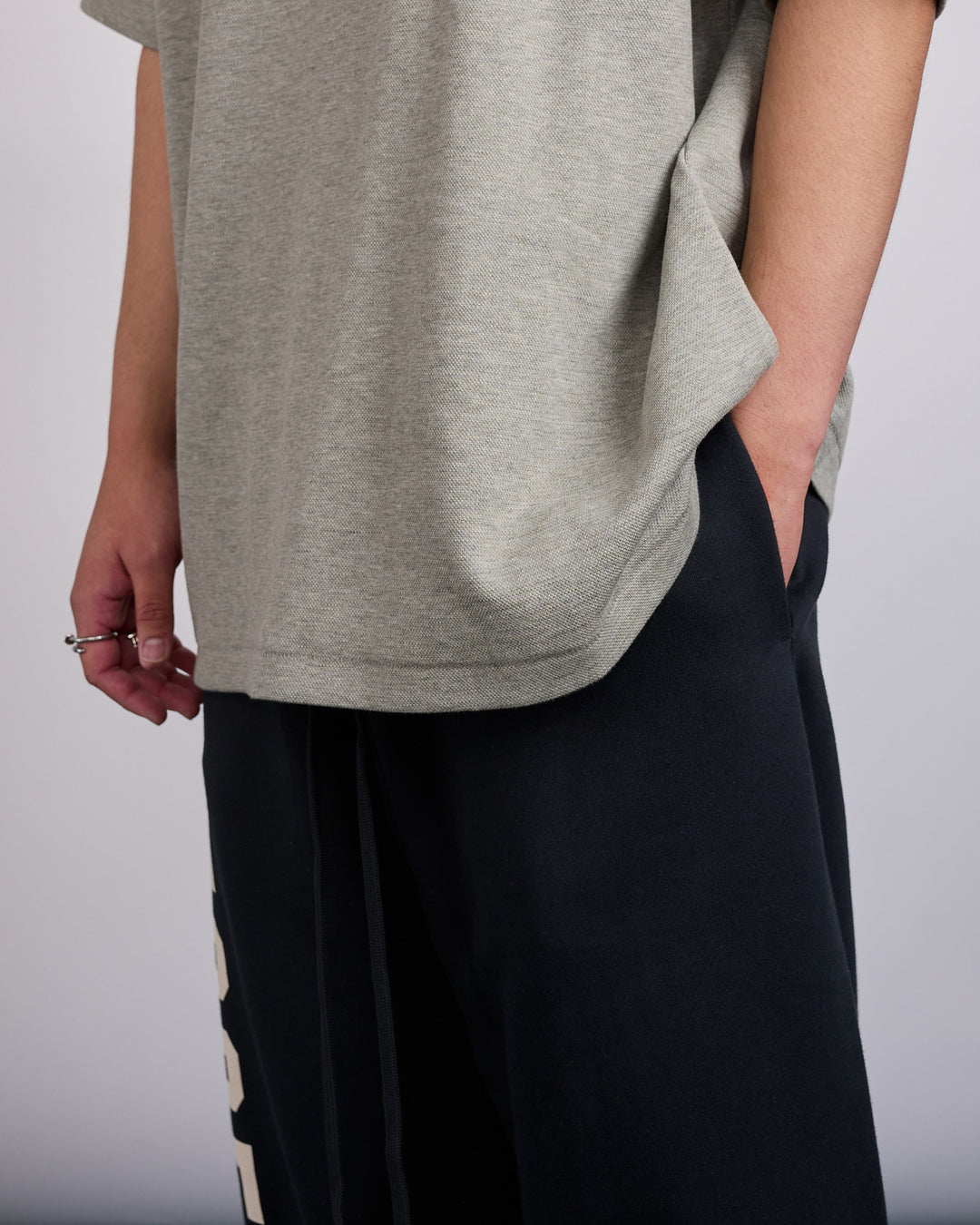 Fear of God Essentials Big Logo Lounge Sweatpant Jet Black