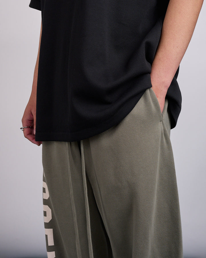 Fear of God Essentials Big Logo Lounge Sweatpant Moss