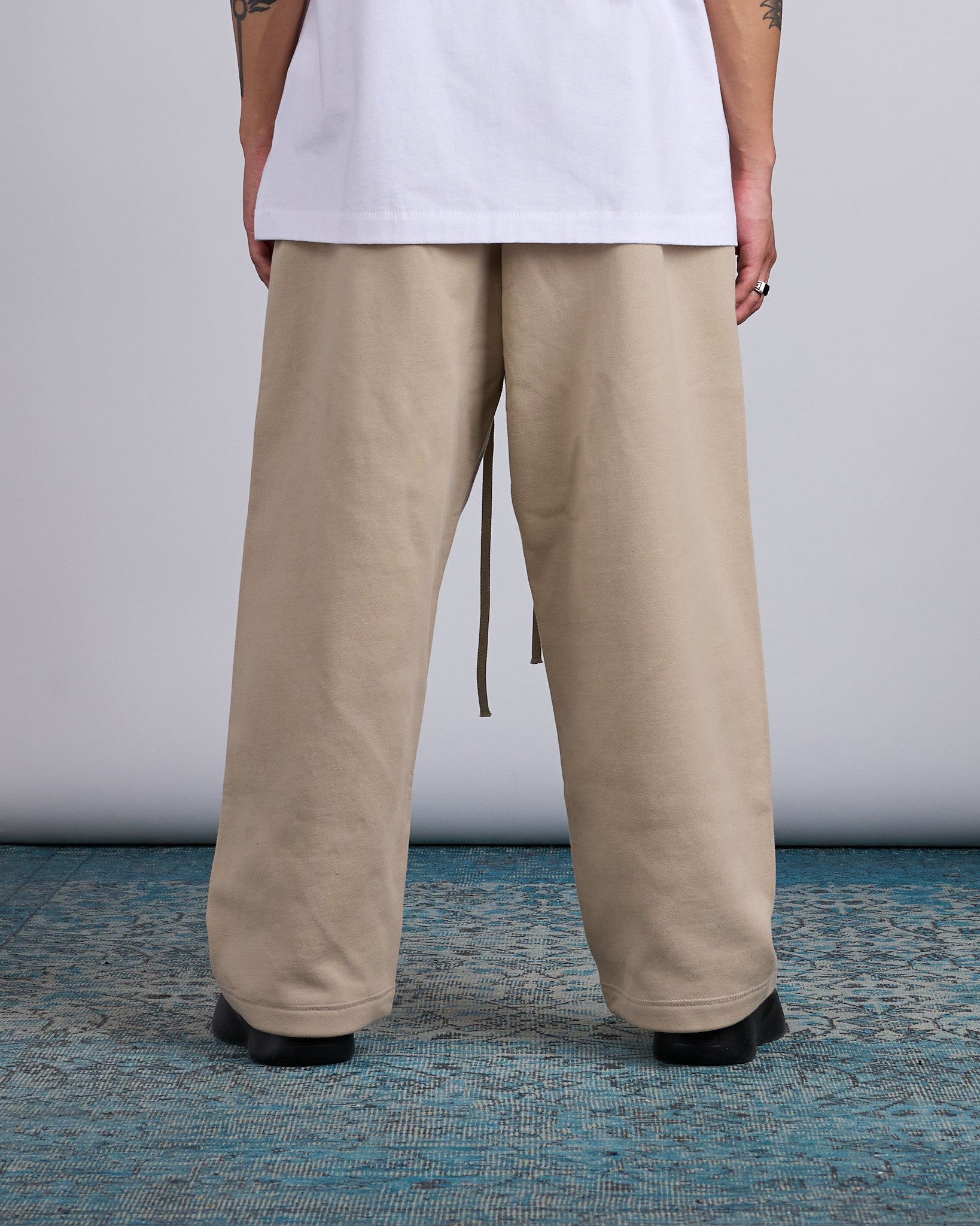 Fear of God Essentials Big Logo Lounge Sweatpant Timber – LESS 17