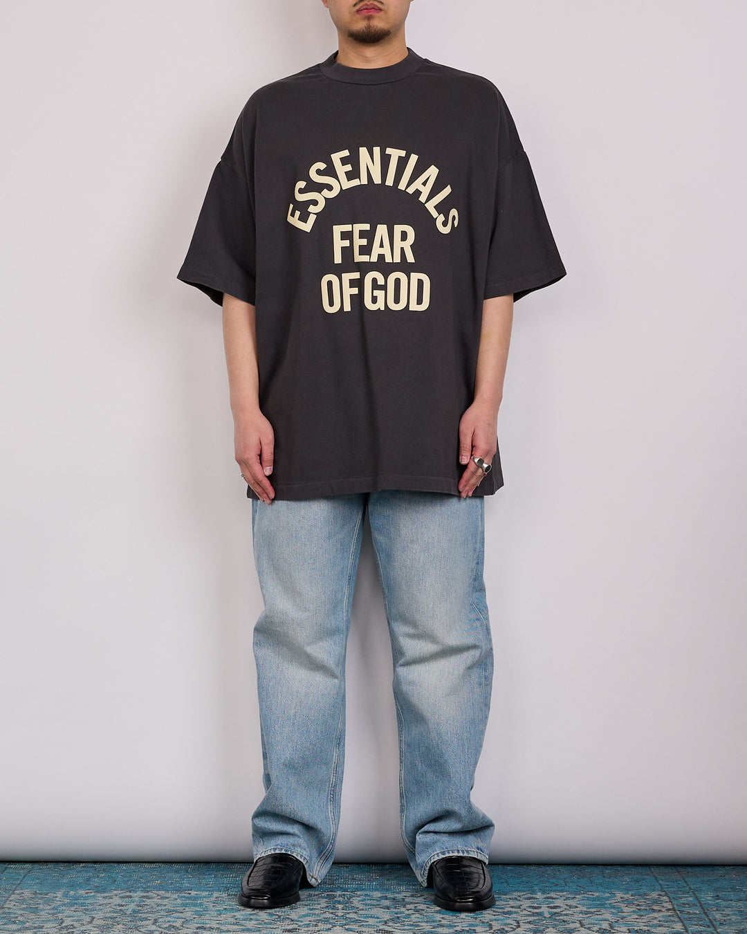Fear of God Essentials Campus 90's Arch T-Shirt Faded Black