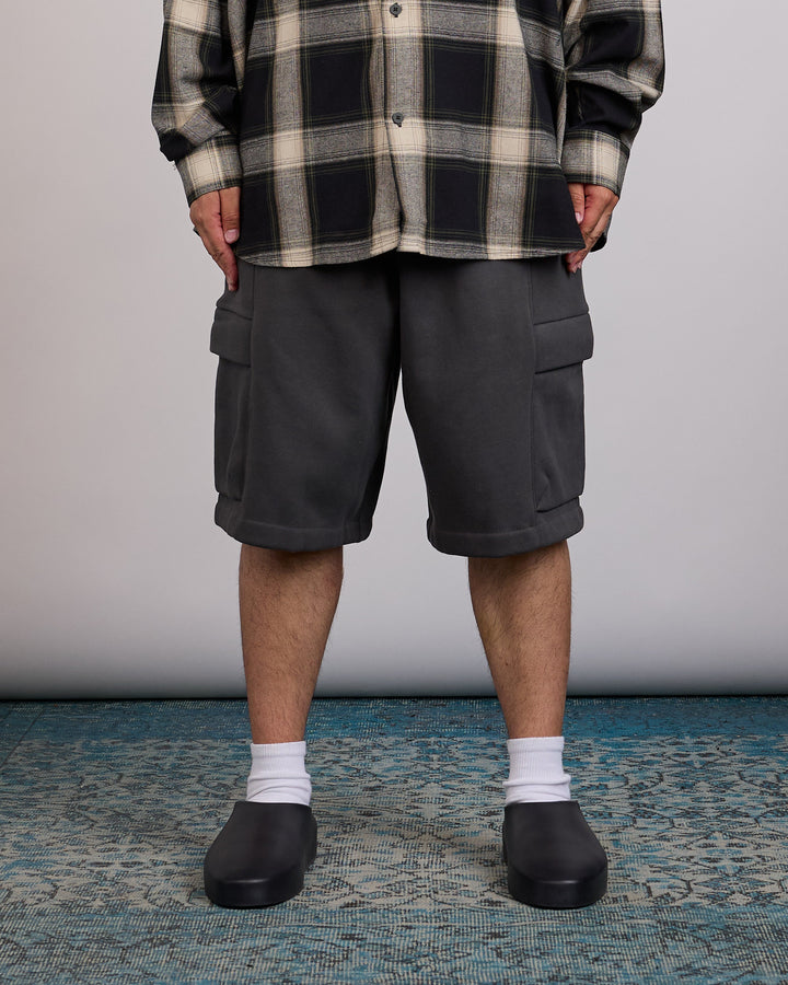 Fear of God Essentials Cargo Basketball Sweatshort Iron Grey