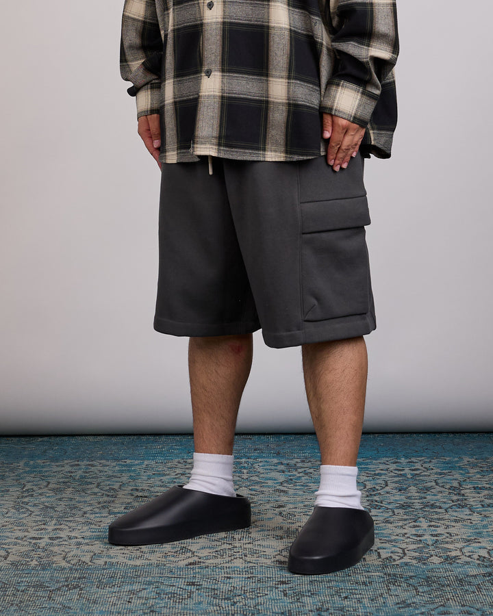 Fear of God Essentials Cargo Basketball Sweatshort Iron Grey