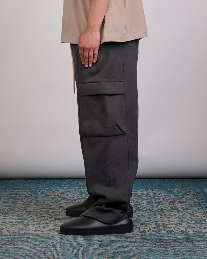 Fear of God Essentials Cargo Field Sweatpant Iron Grey