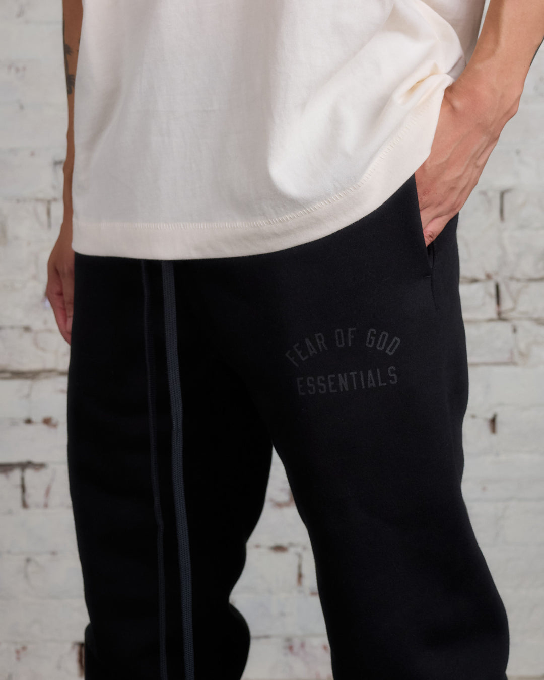 Fear of God Essentials Classic Arch Sweatpant Black