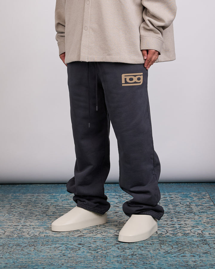 Fear of God Essentials Classic Slouchy Sweatpant Washed Vintage Black