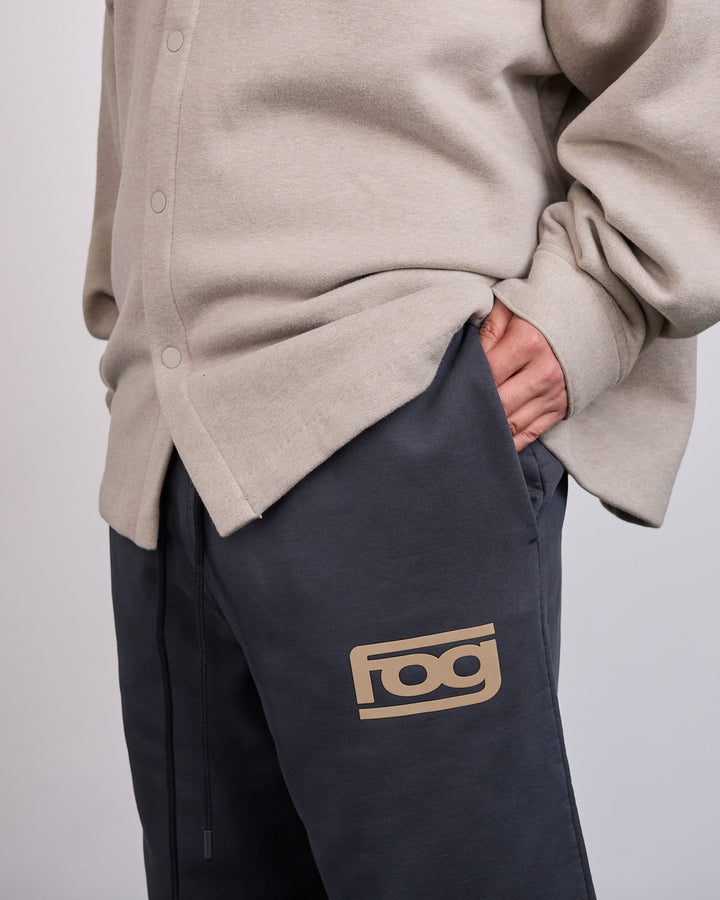 Fear of God Essentials Classic Slouchy Sweatpant Washed Vintage Black