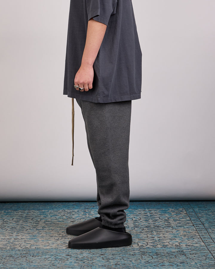 Fear of God Essentials Classic Sweatpant Charcoal Heather