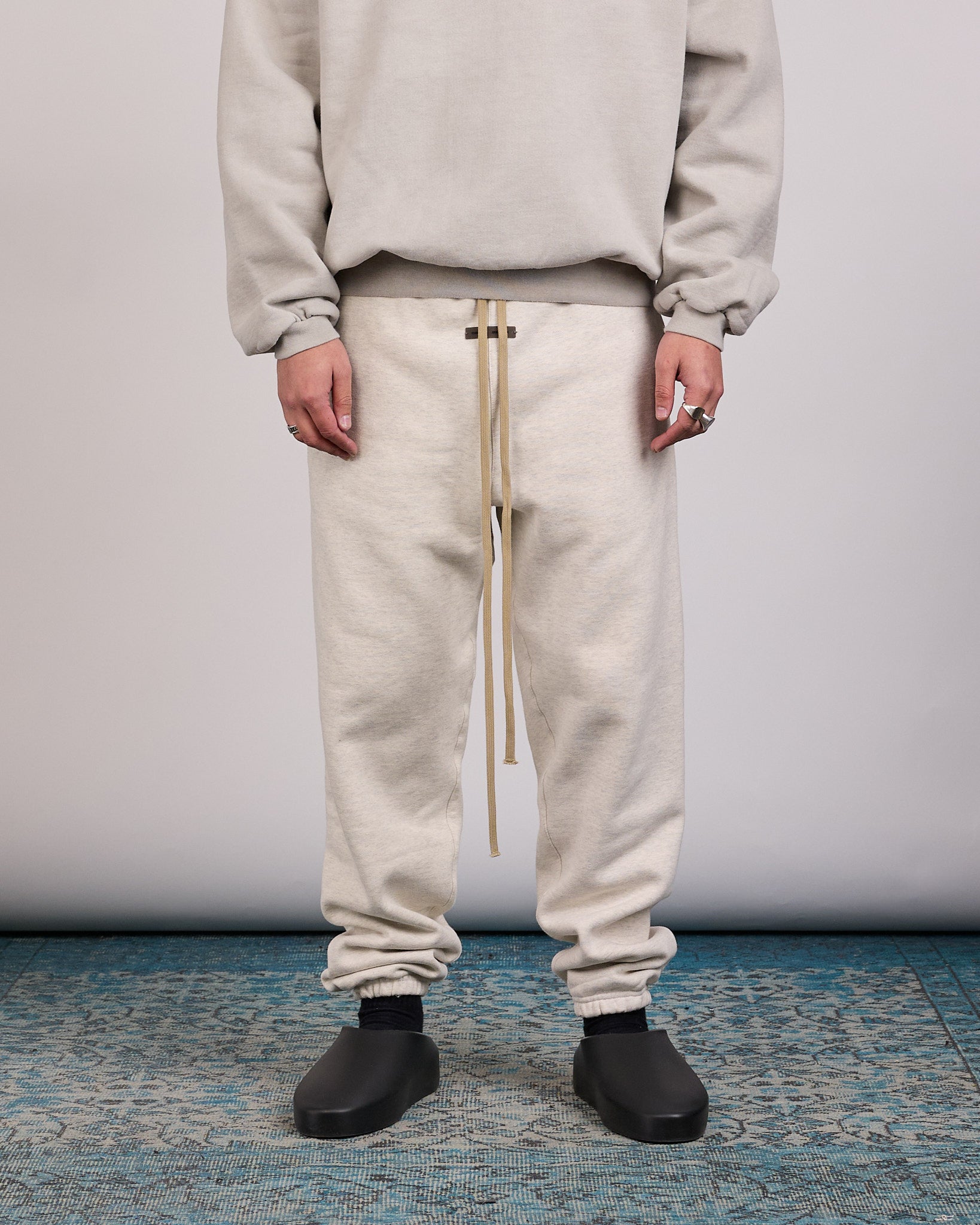 Fear of God Essentials Classic Sweatpant Oatmeal Heather – LESS 17