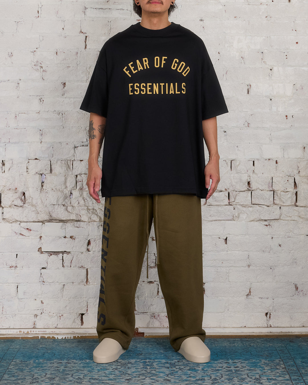 Fear of God Essentials Core Jersey Arch Tee Black