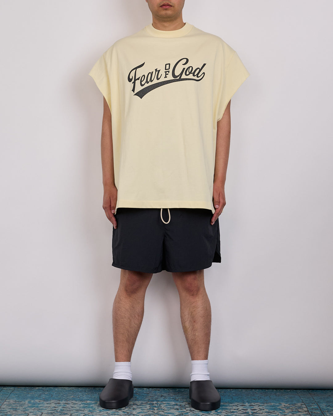 Fear of God Essentials Cut-Off 90's League T-Shirt Chalk