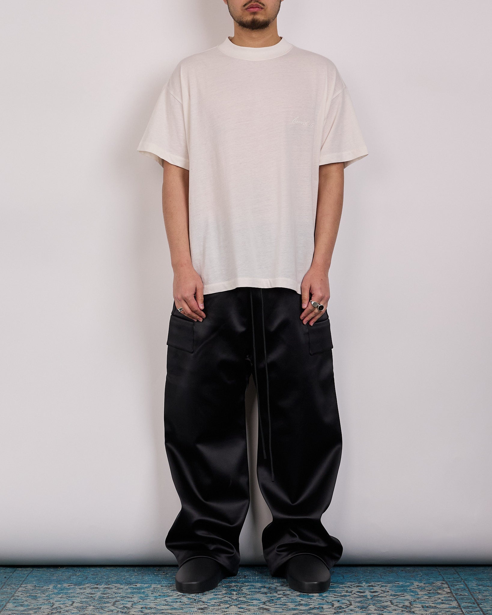 Fear of God Essentials Field Cargo Pant Vintage Black – LESS 17